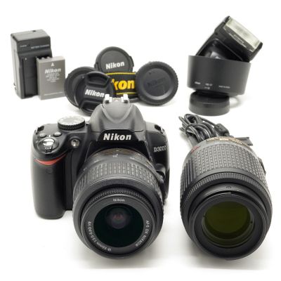 Nikon D3000 10.2MP DSLR w/AF-S 18-55mm & 55-200mm + SB-400 Flash  -S.Count ≤7.1K