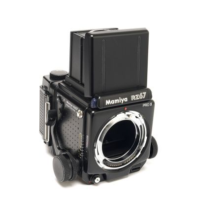 Mamiya RZ67 Pro II Medium Format Camera w/WLF and Professional II 120 Film Back