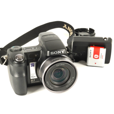Sony Cybershot DSC-H7 8.1MP 15X Zoom Digital Camera