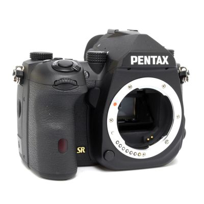 Pentax K-3 III 25.7MP DSLR Camera: Shutter Count: ≤ 700