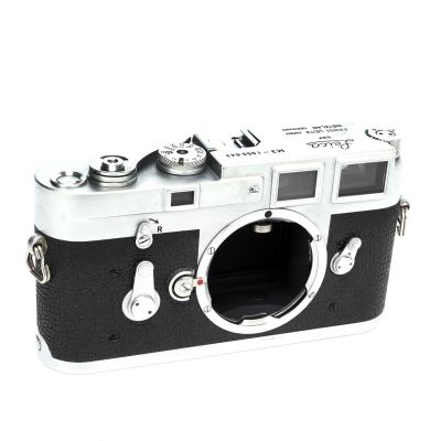 Leica M3 Single Stroke Rangefinder Camera w/Self Timer Chrome